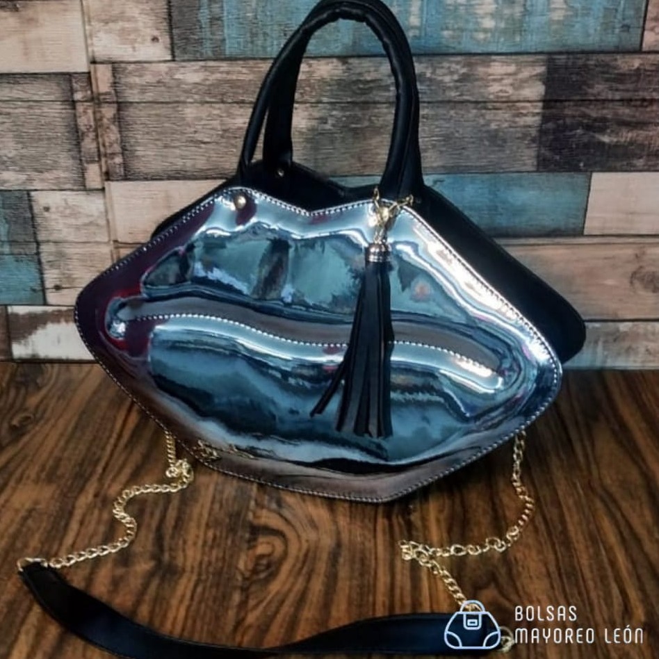 Black Patent Leather Kiss Fashion Bag